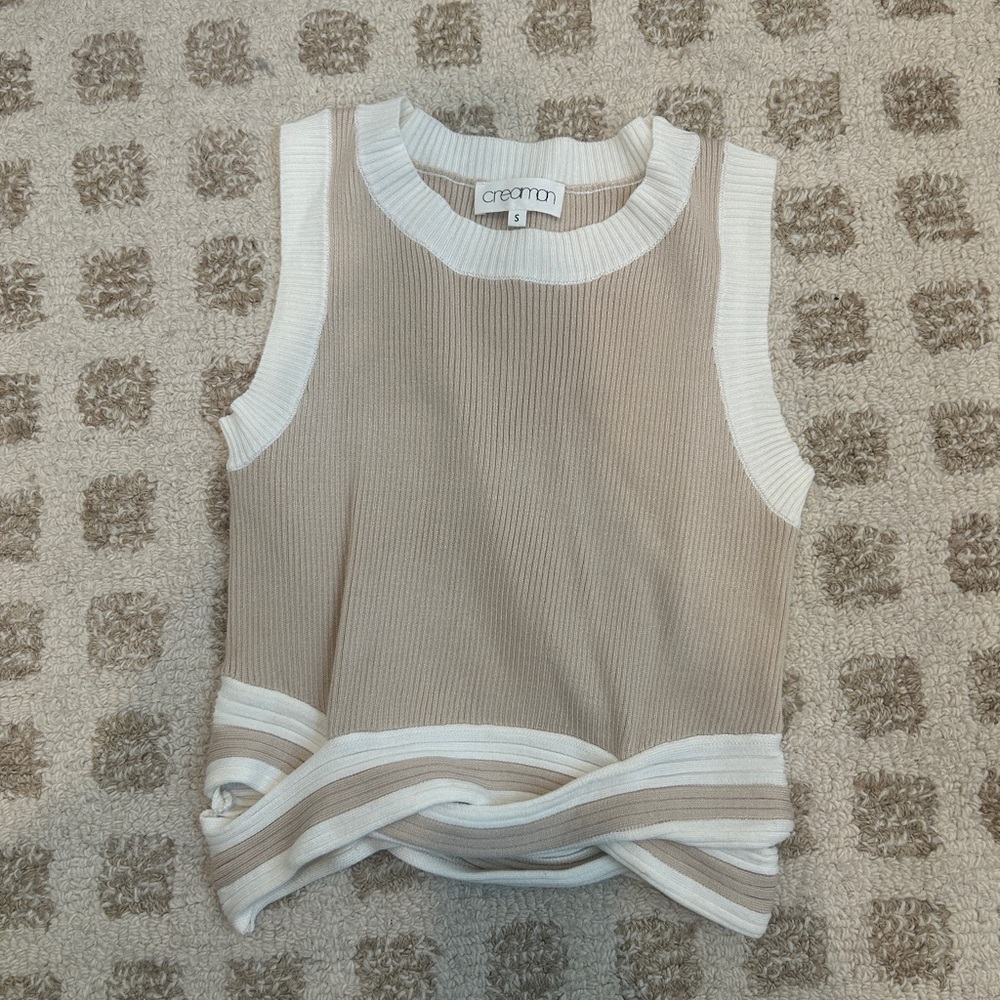 Cream and Tan Sleeveless Knit Top
